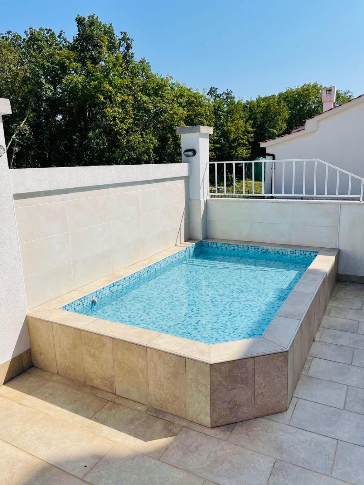 Apartments Lavanda 1 Njivice Ngoại thất bức ảnh