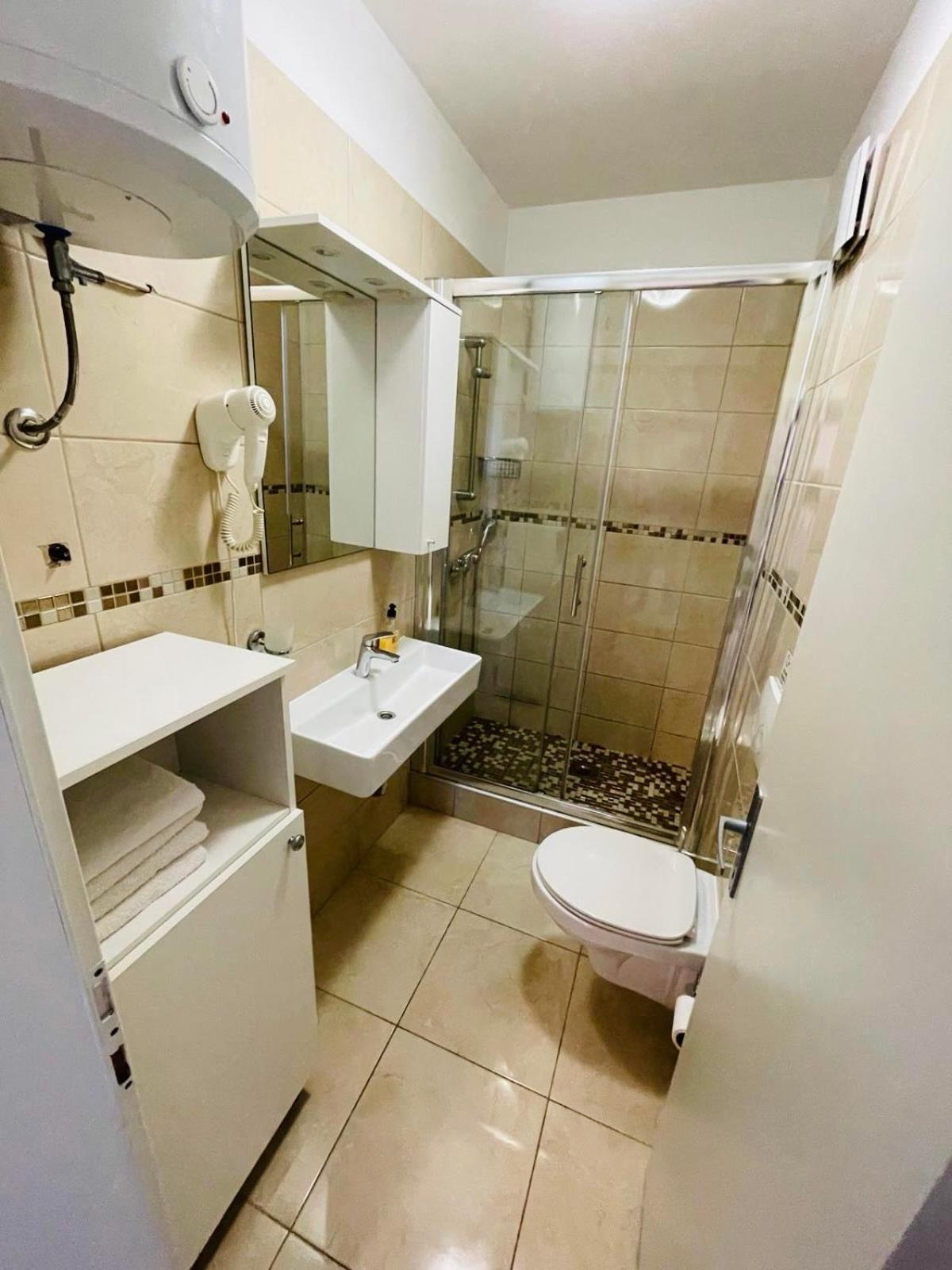 Apartments Lavanda 1 Njivice Ngoại thất bức ảnh