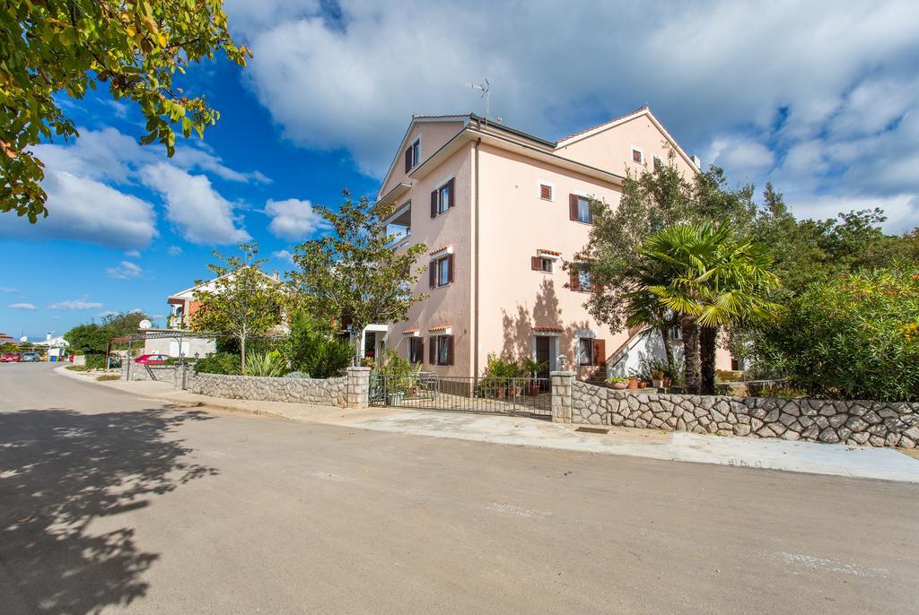 Apartments Lavanda 1 Njivice Ngoại thất bức ảnh